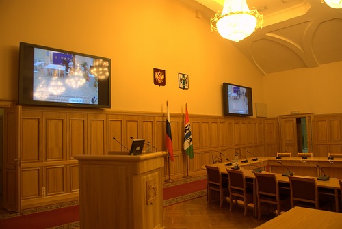 Информационный центр в малом зале Правительства Новосибирской области
